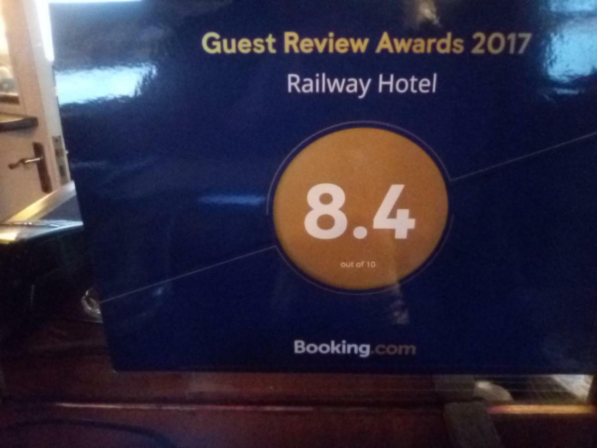 Railway Hotel Фавершем Екстер'єр фото